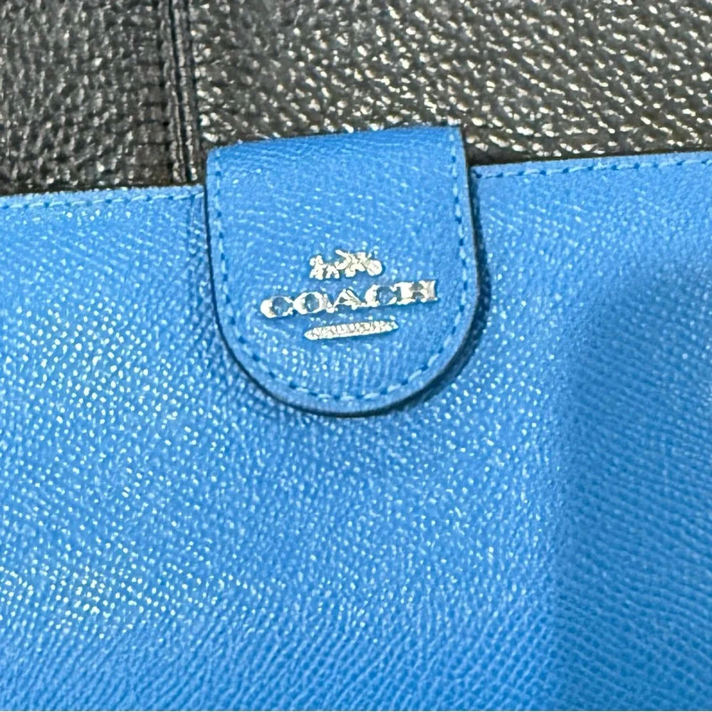 Coach Vivid Blue Leather small trifold Wallet - Picture 8 of 8